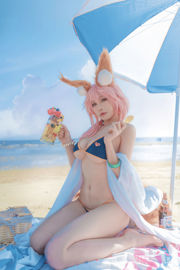 [Net Red COSER Photo] Anime blogger uki stagione delle piogge - Costume da bagno fronte mare Tamamo