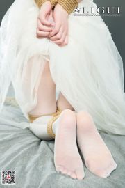 [麗櫃Ligui] Model 天天 《蕾絲婚紗美束》