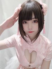 [Zdjęcie Cosplay] Cute Miss Sister Honey Juicy Cat Qiu - chiński Niang (selfie)